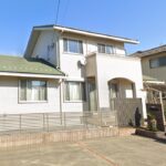 伊勢崎市南千木町 平成23年築のかわいいお家です。そのまま住めます。